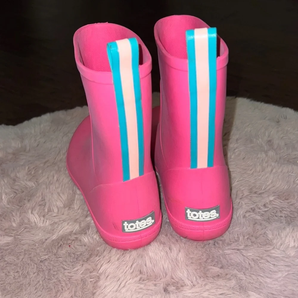 Totes Very Wear pink rubber rain boots size 4/5 youth girls​